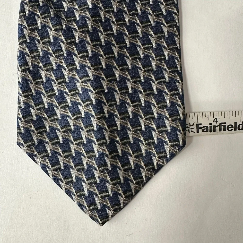 Henry Grethel Mens Navy Blue Silver Geometric Silk Necktie Classic Tie Corporate